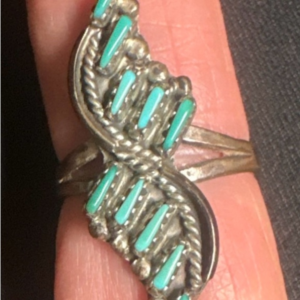 Vintage real Sterling Silver and Turquoise Women's Ring Size 7